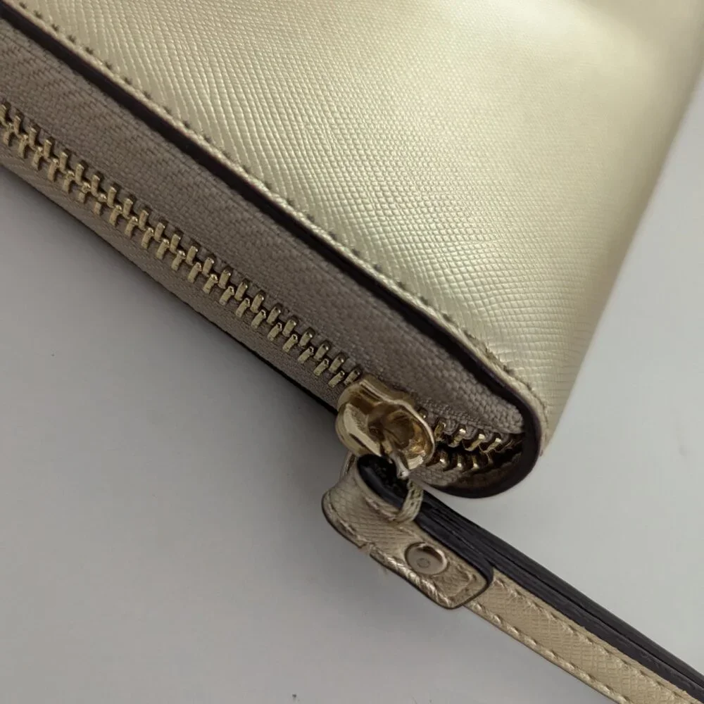 New? Mint Condition!! Kate Spade New York Gold Wallet Wristlet - Picture 10 of 13